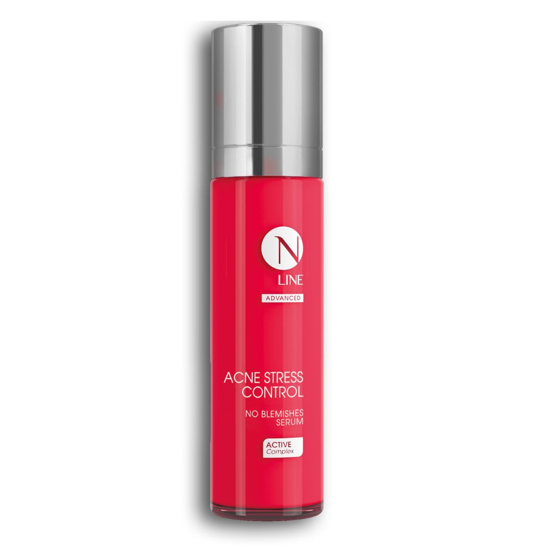 Ein roter Flakon von NEAUVIA NLINE Acne Stress Control Serum mit einer silbernen Kappe und "Active Complex" in weißer Schrift steht aufrecht vor einem weißen Hintergrund.